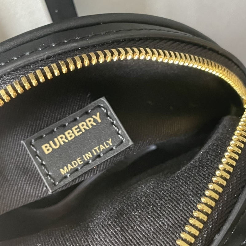 Bv*b*rry round bags